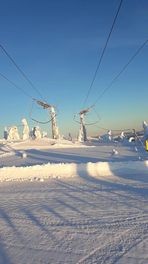 Chata Stred Kubínska hoľa Dolny Kubin Exterior foto