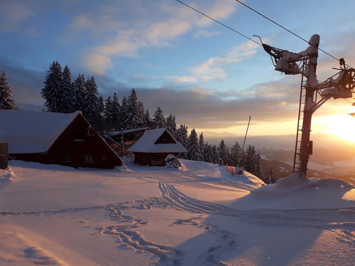 Chata Stred Kubínska hoľa Dolny Kubin Exterior foto