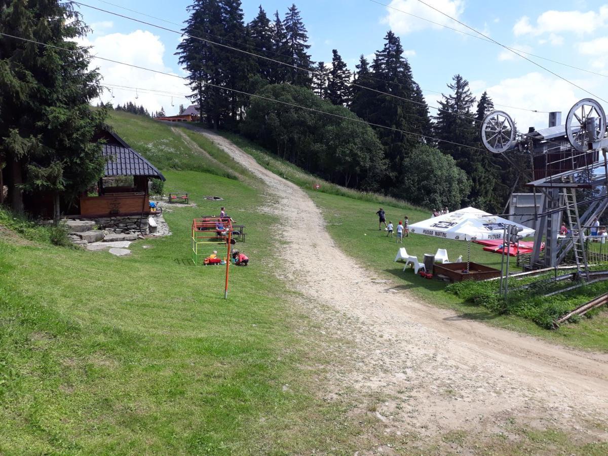 Chata Stred Kubínska hoľa Dolny Kubin Exterior foto