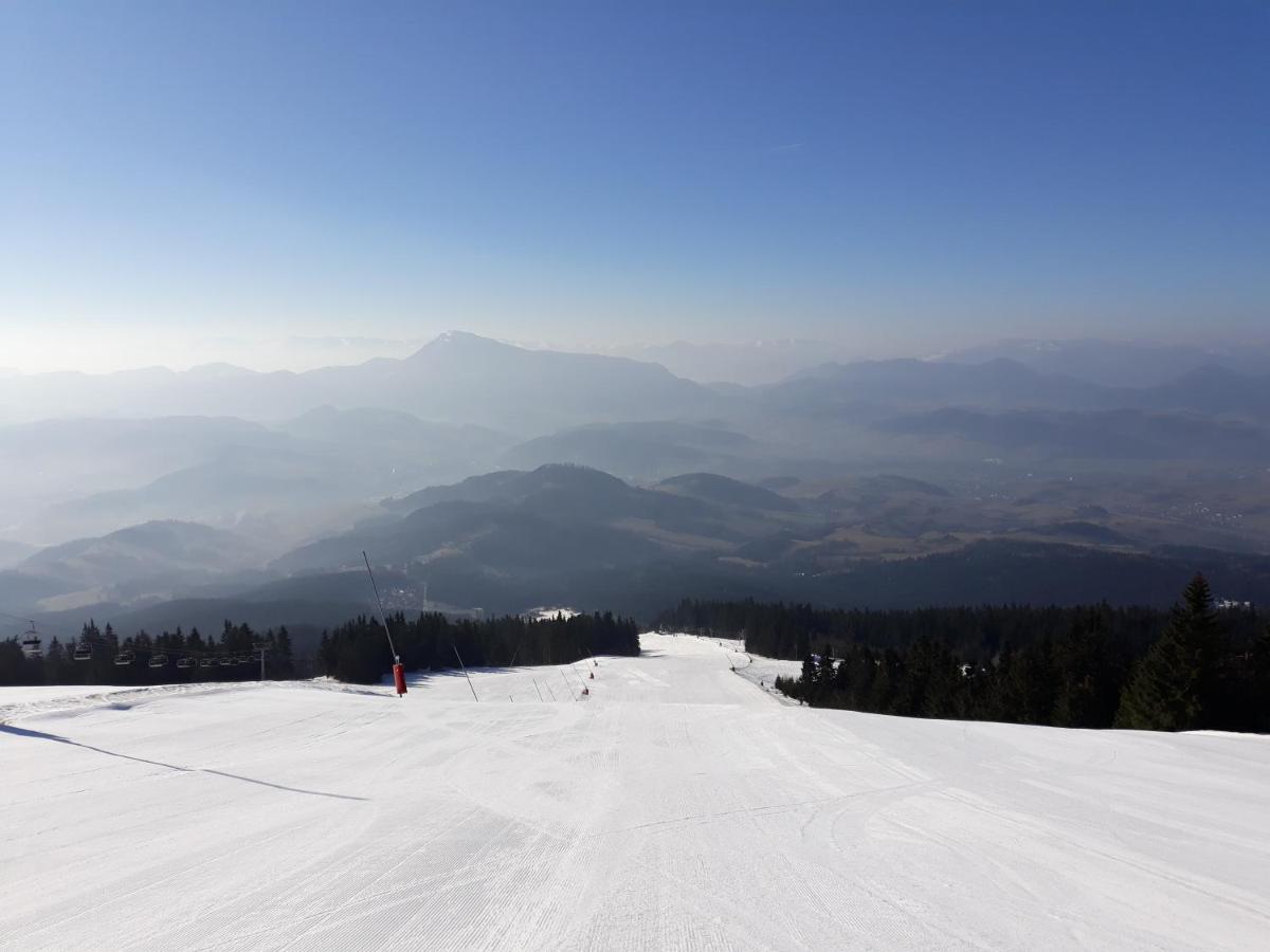 Chata Stred Kubínska hoľa Dolny Kubin Exterior foto